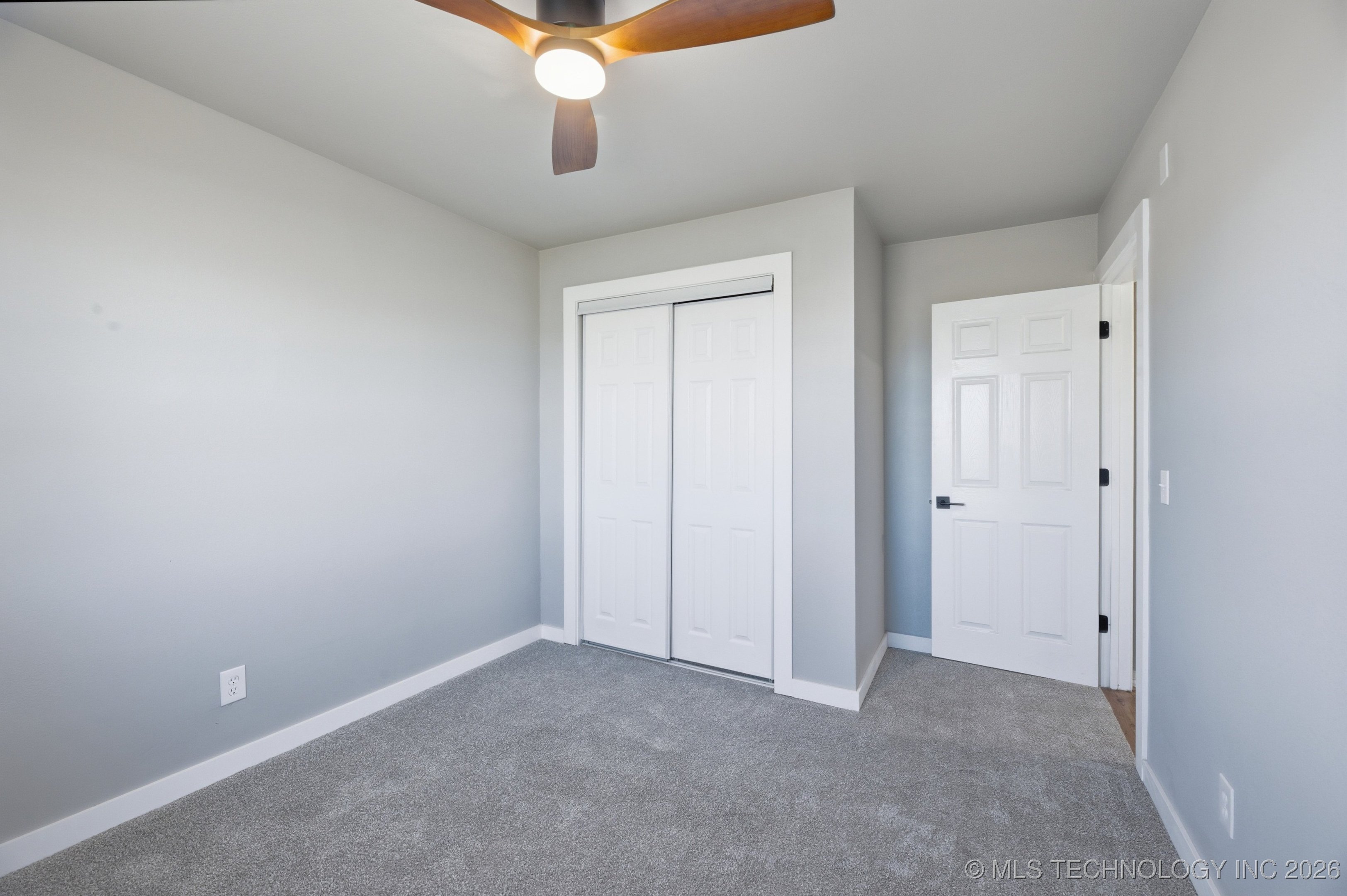 725 N 260 Road Property Photo 24