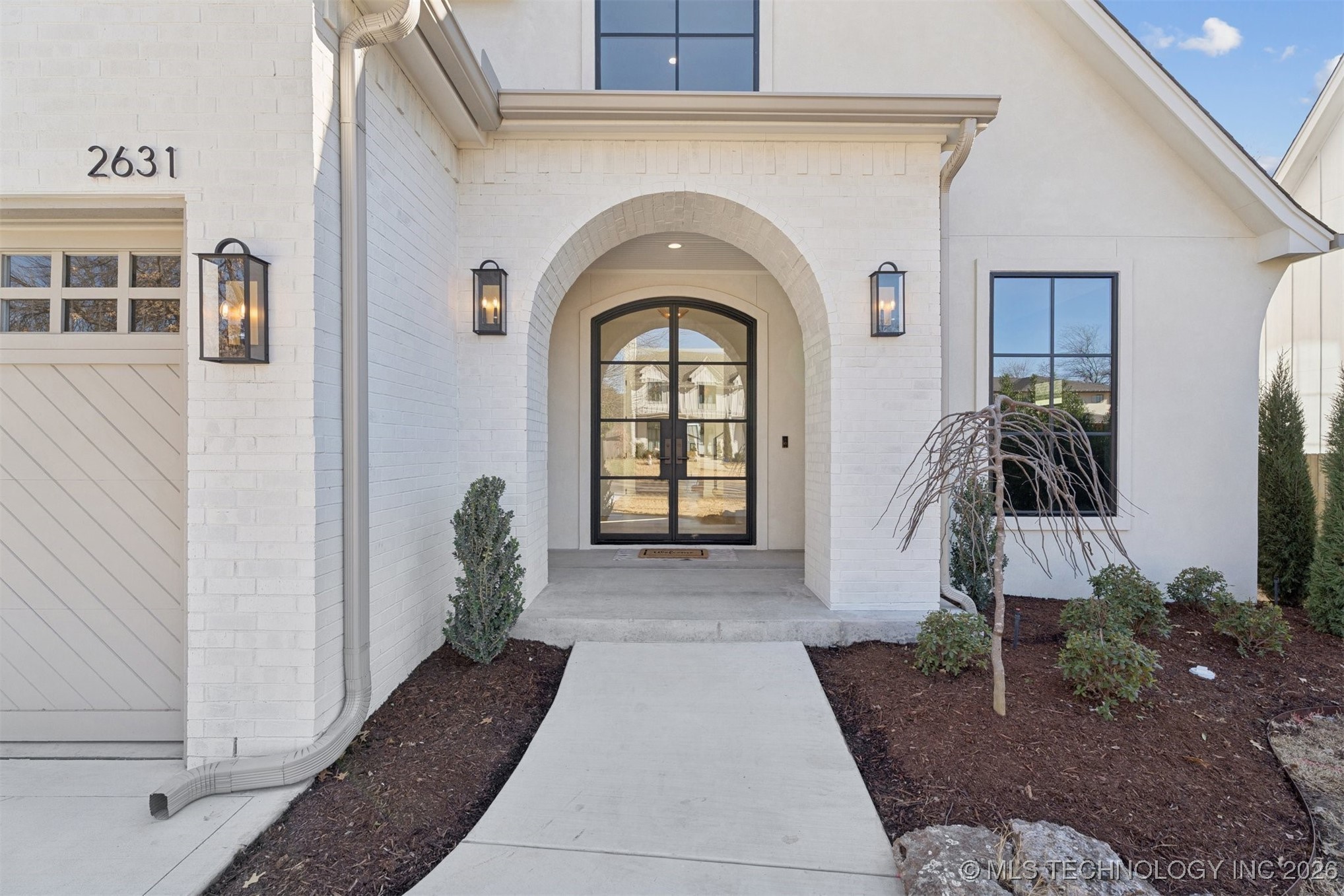 2631 S Florence Drive Property Photo 4