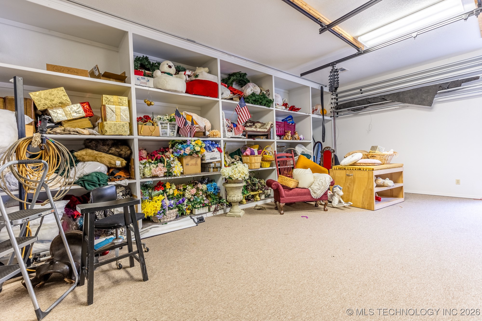 2100 Ahloso Road Property Photo 17