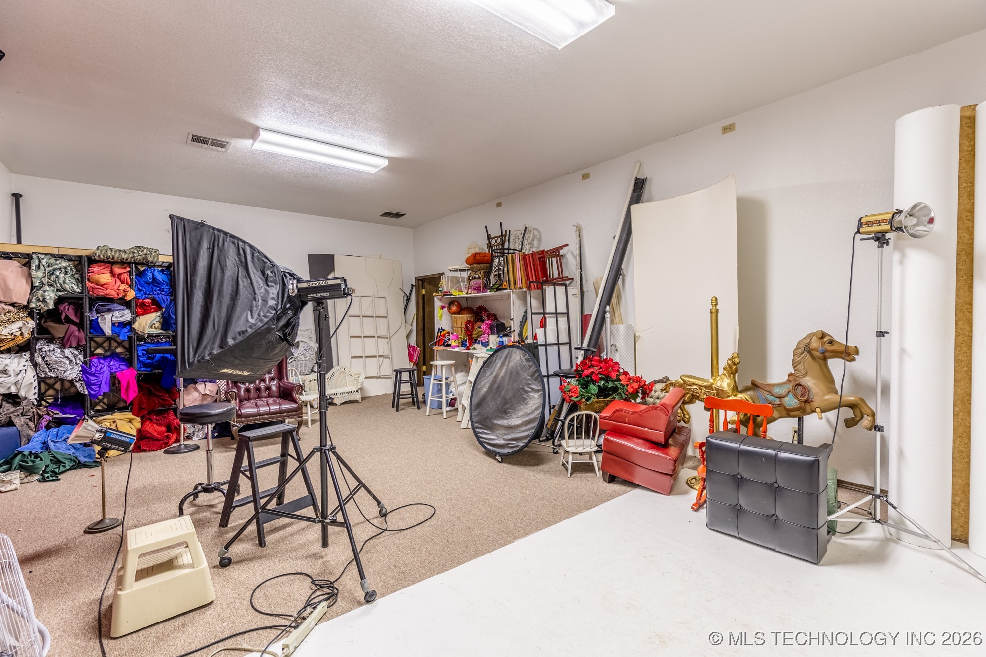 2100 Ahloso Road Property Photo 20