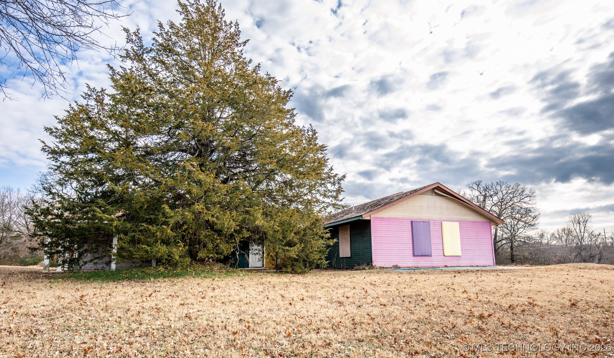 2100 Ahloso Road Property Photo 39