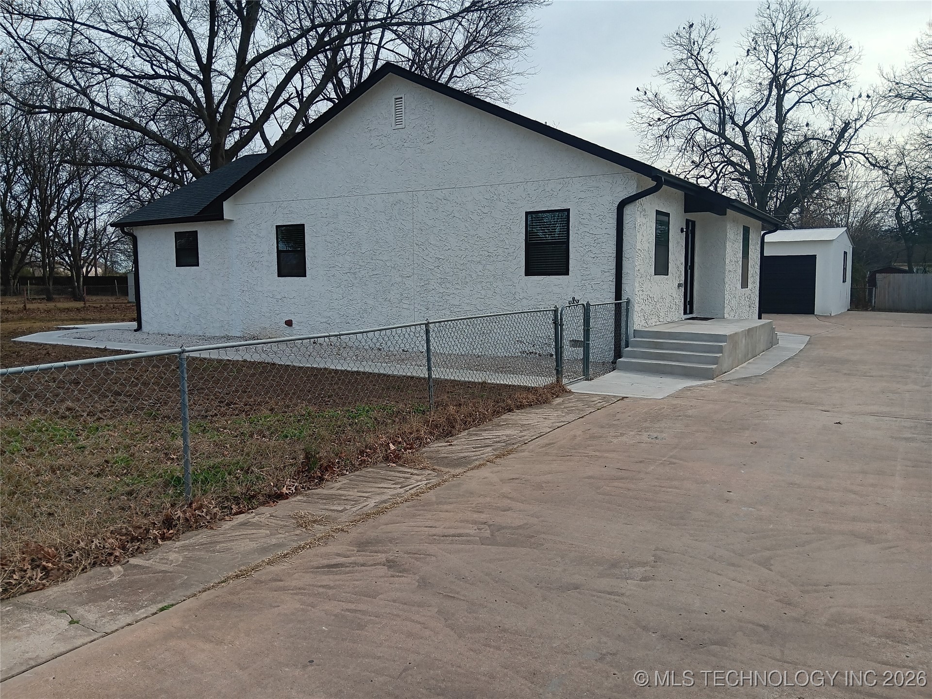 234 E 147th Street S Property Photo 1