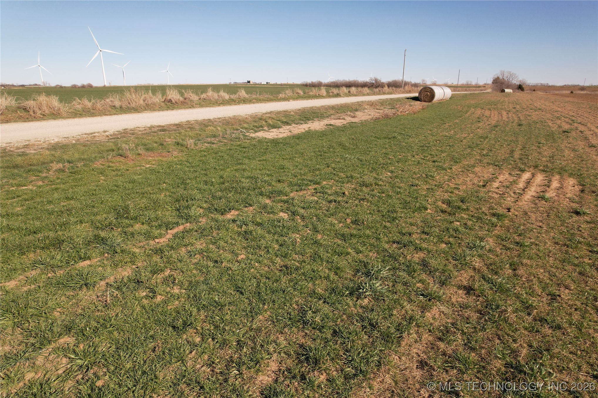 0001 E 320 Property Photo 21