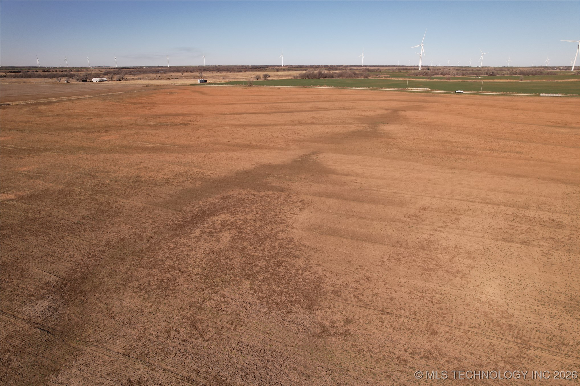 0001 E 320 Property Photo 28