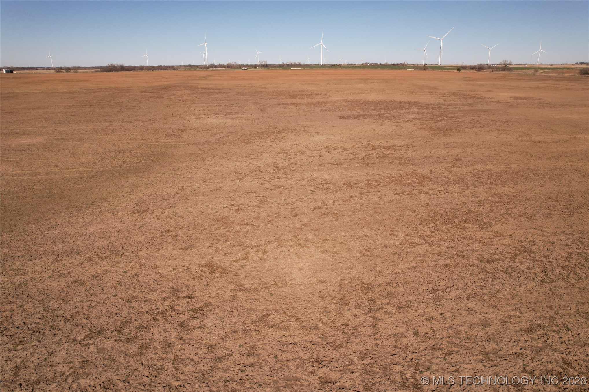 0001 E 320 Property Photo 30