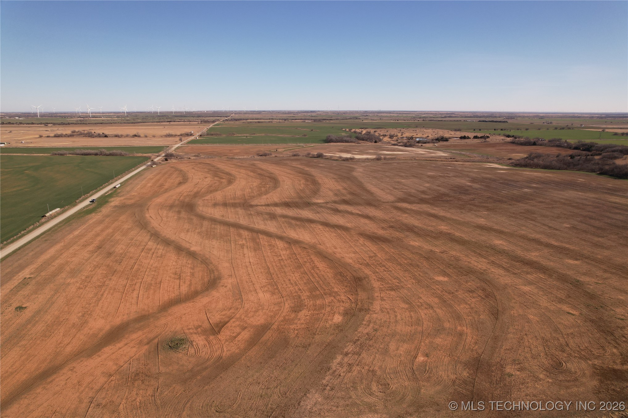 0001 E 320 Property Photo 46