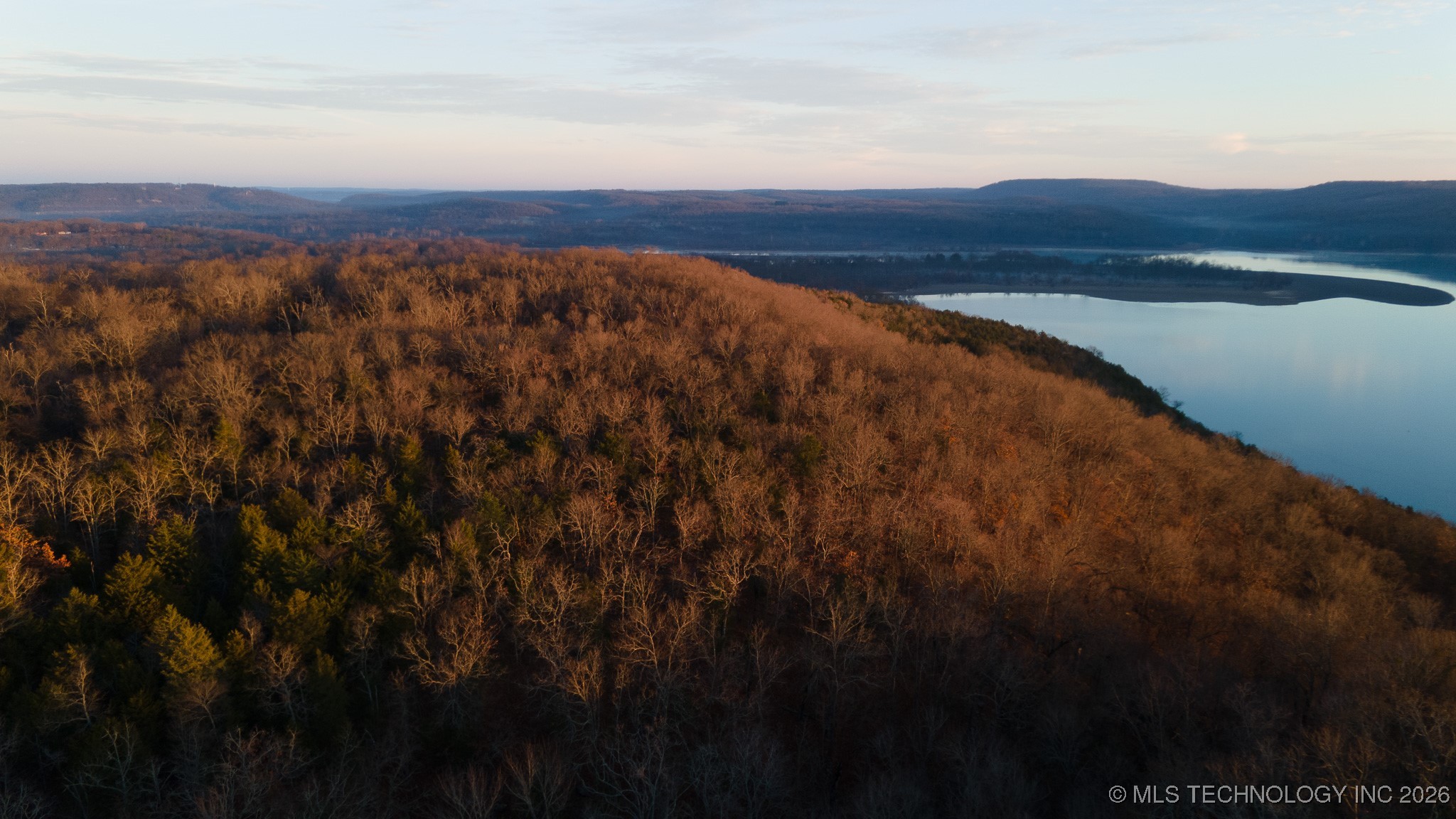 E 855 Road Property Photo 7