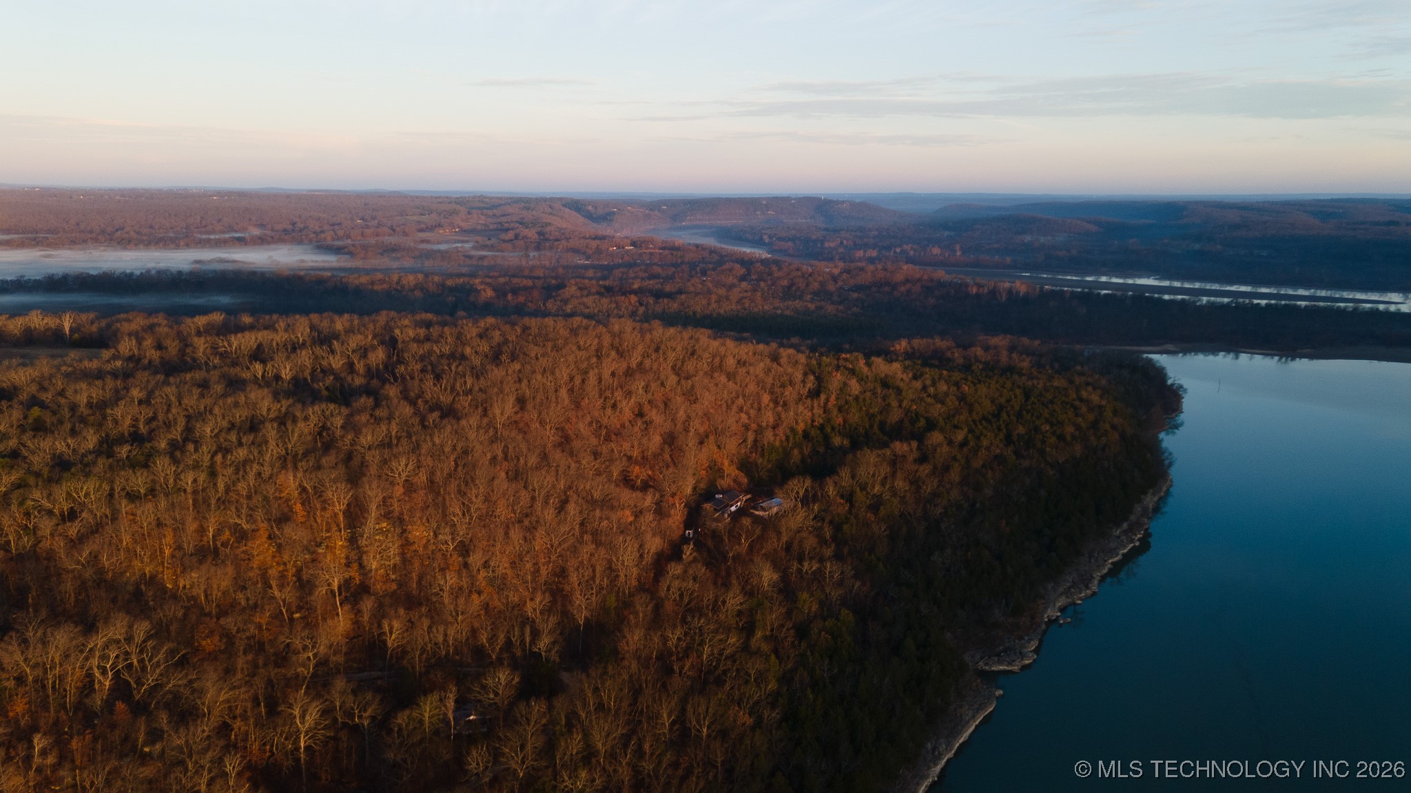 E 855 Road Property Photo 8