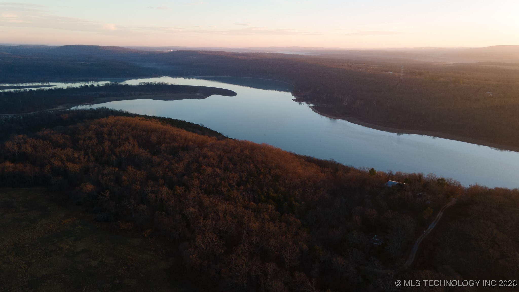 E 855 Road Property Photo 15