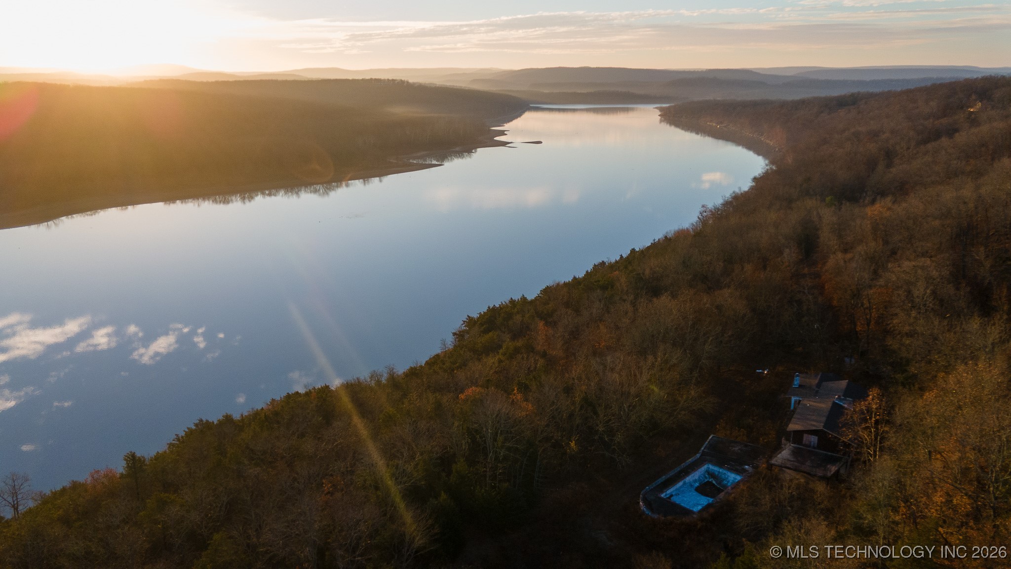 E 855 Road Property Photo 24