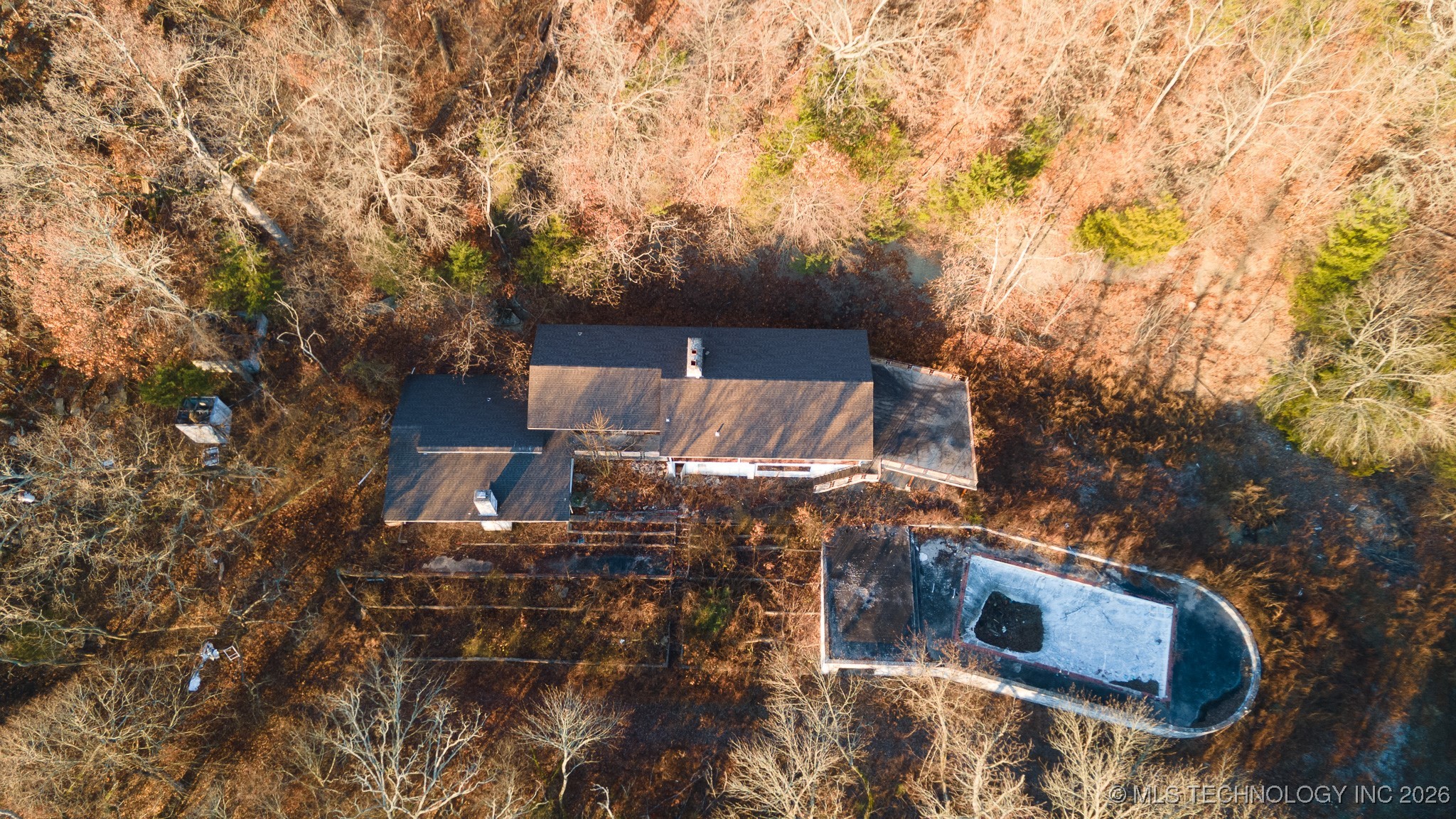 E 855 Road Property Photo 38