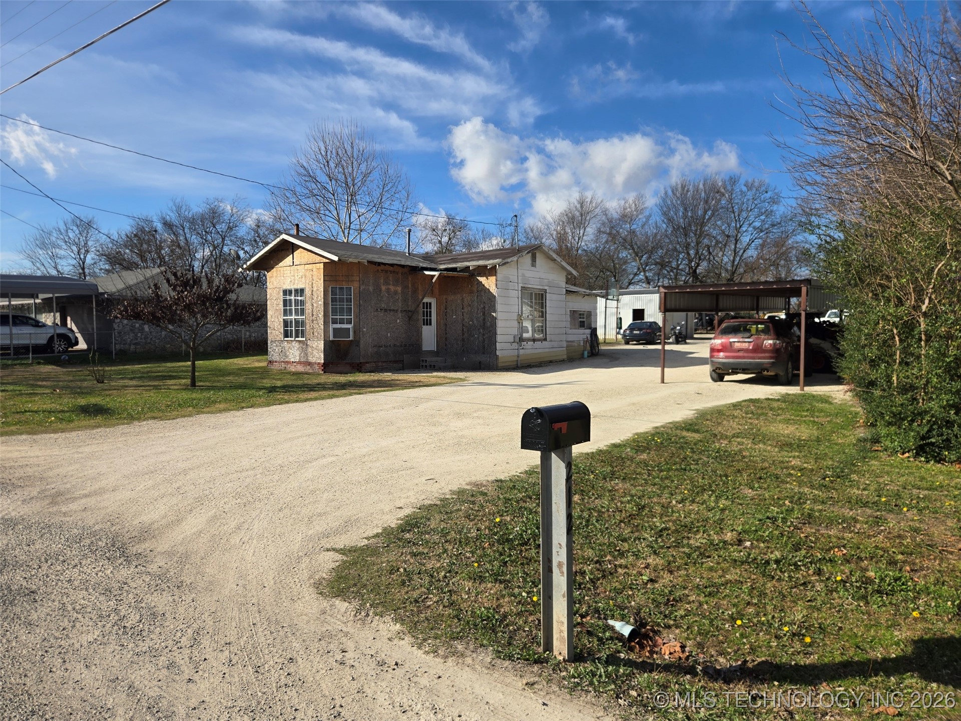 212 S Arkansas Avenue Property Photo 1