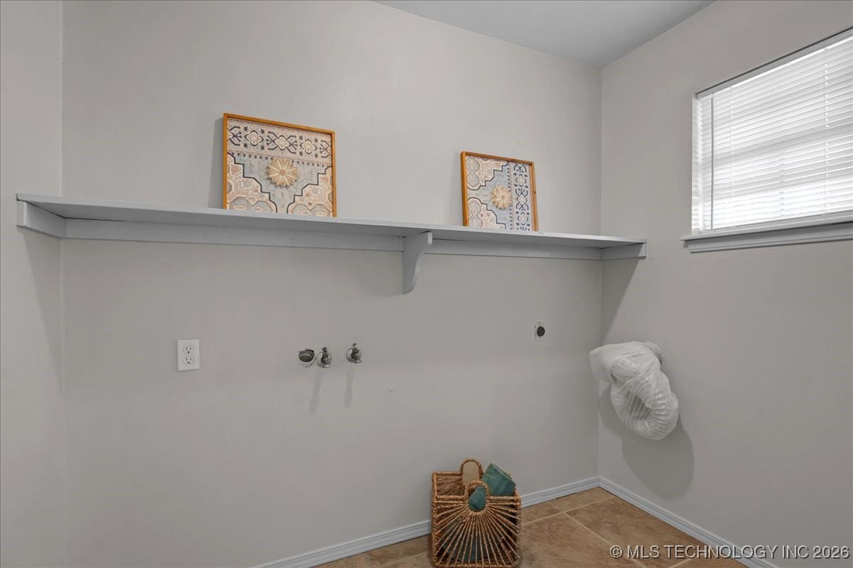 6450 N 134th East Avenue Property Photo 29