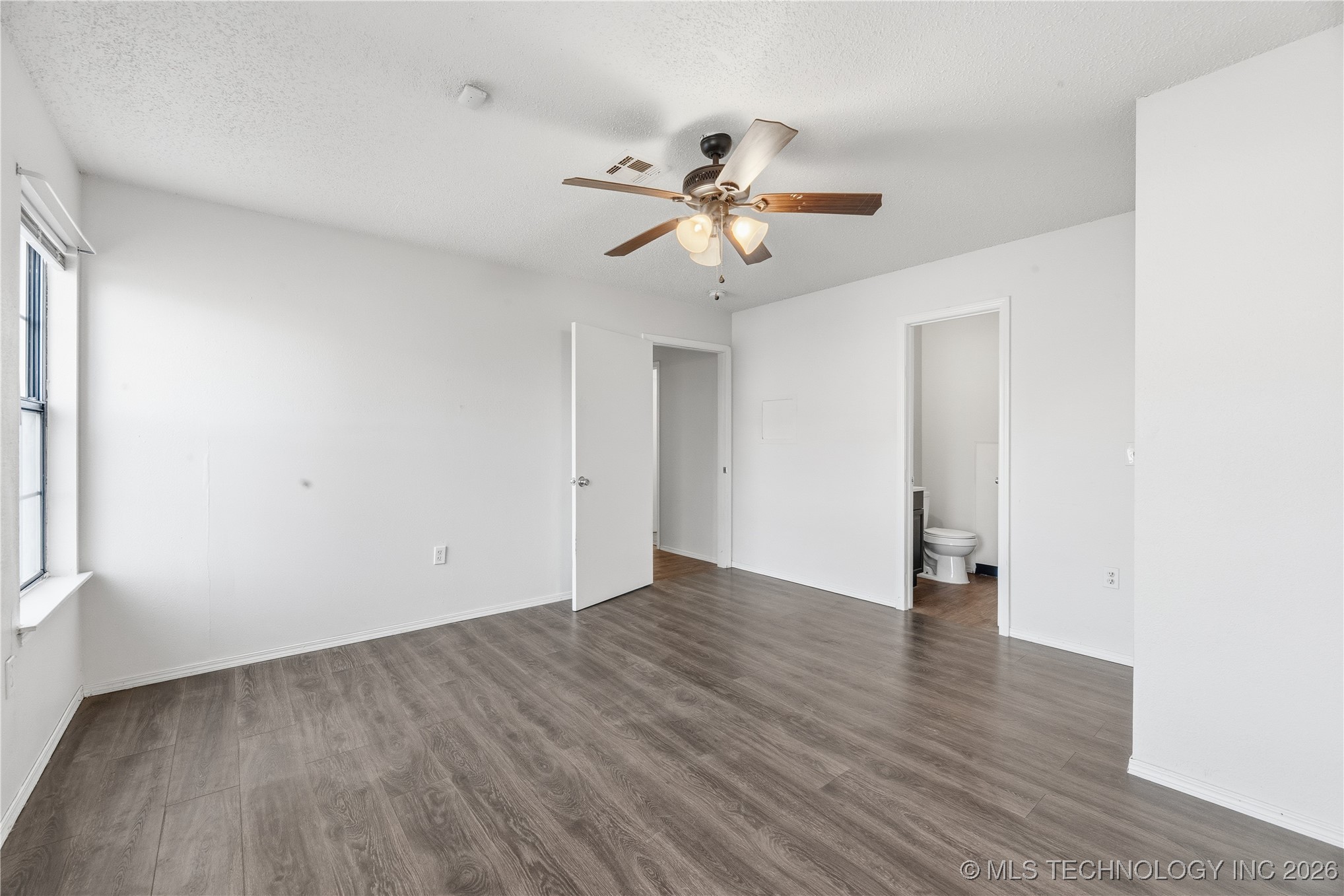 618 W 19th Street S Property Photo 14