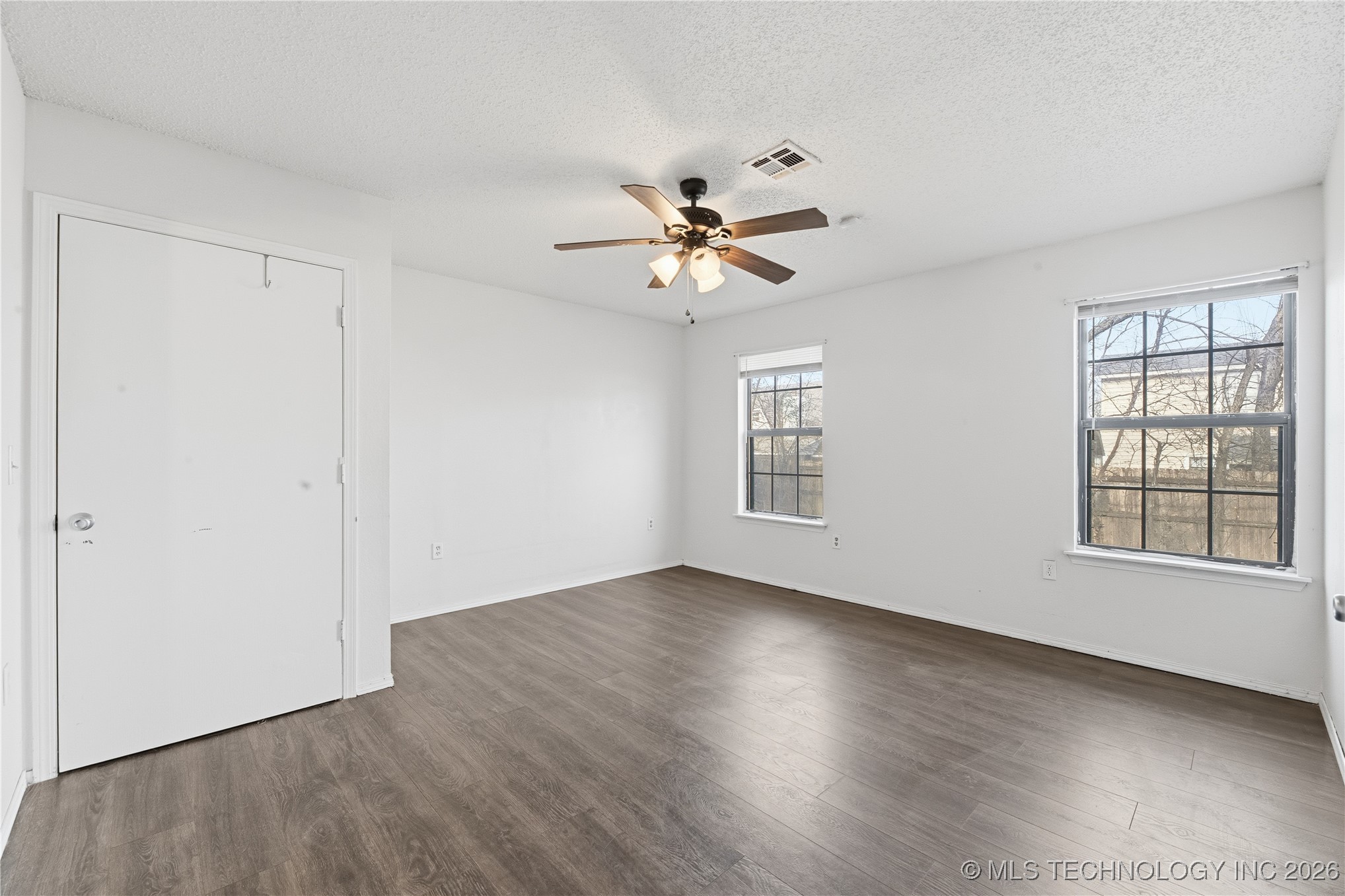 618 W 19th Street S Property Photo 15