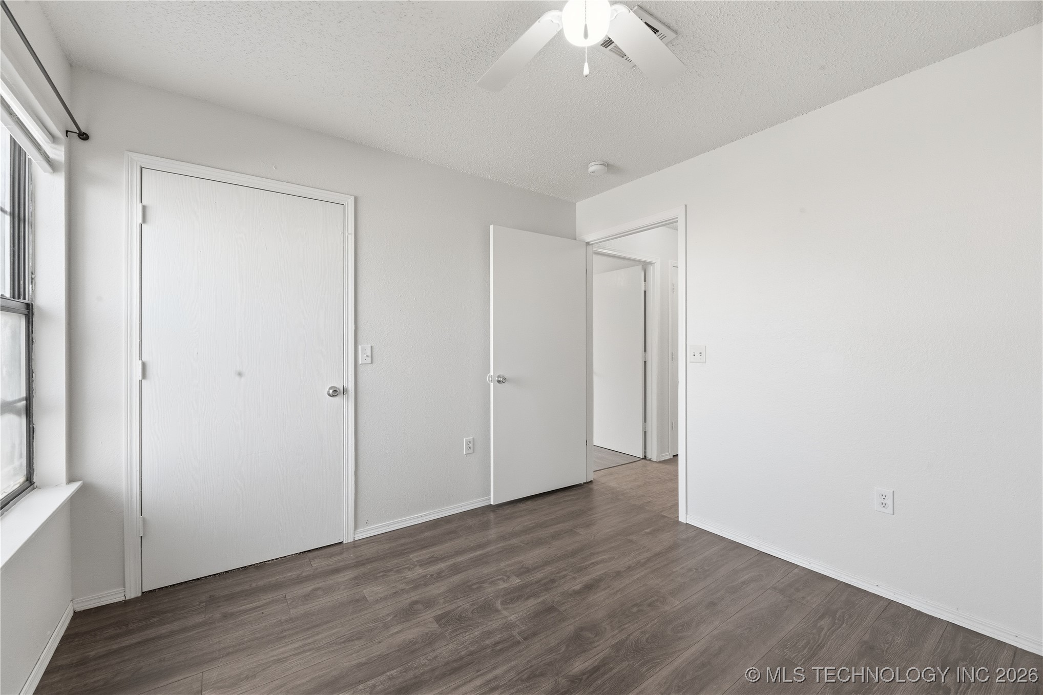 618 W 19th Street S Property Photo 17