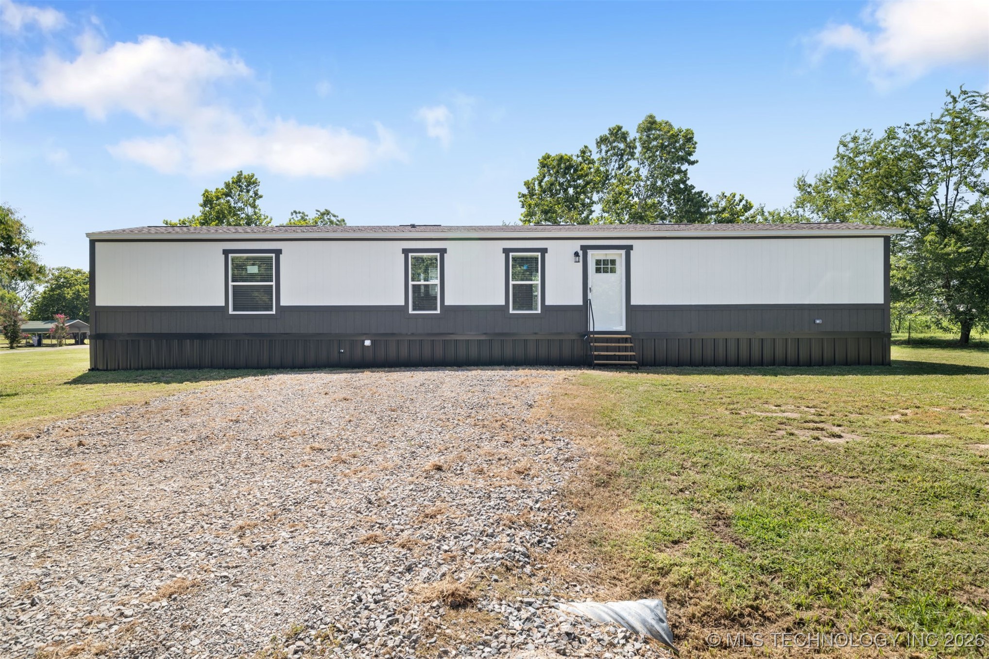 401 3rd Property Photo 1