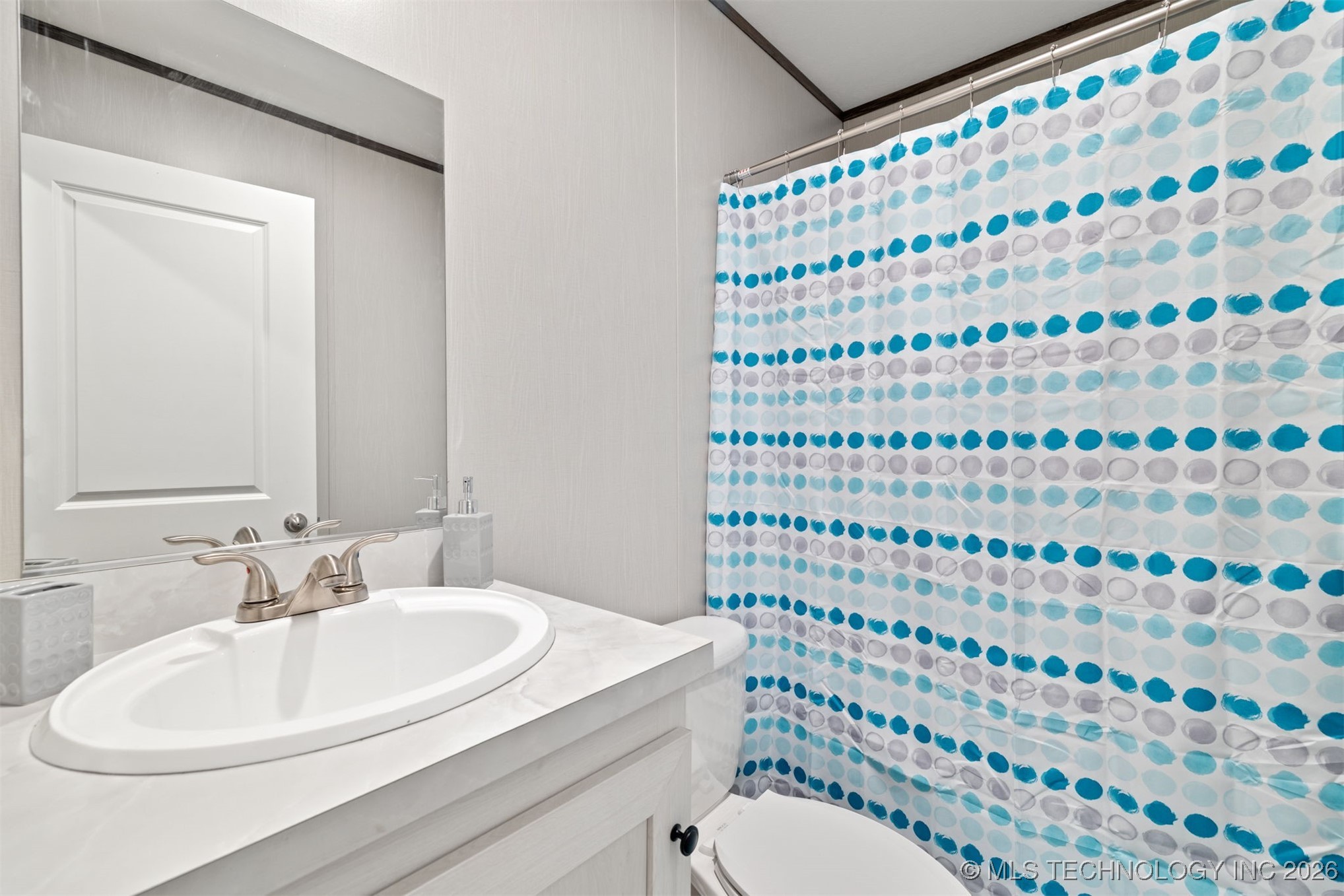 401 3rd Property Photo 15