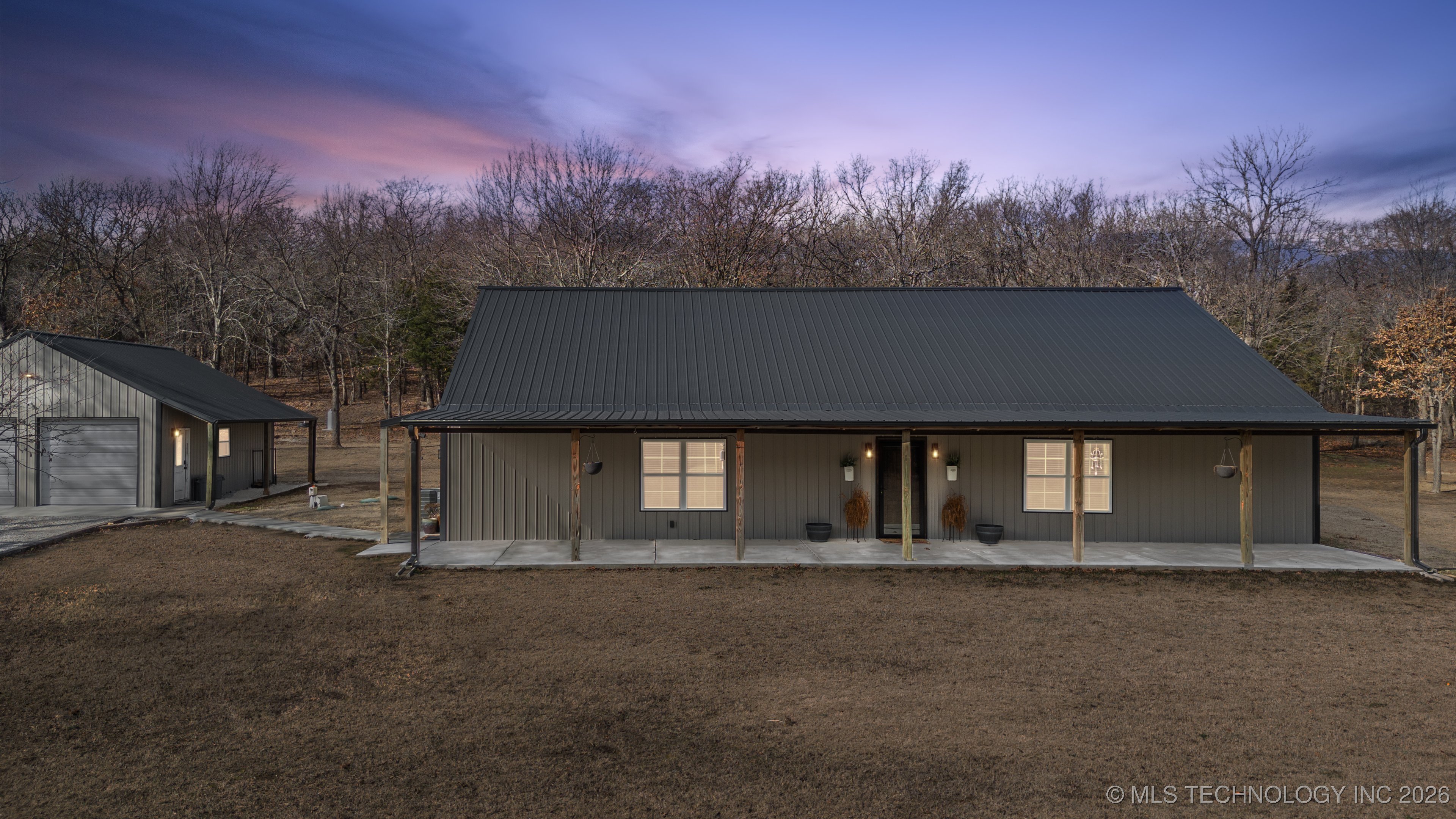 367315 E Country Club Boulevard Property Photo 1