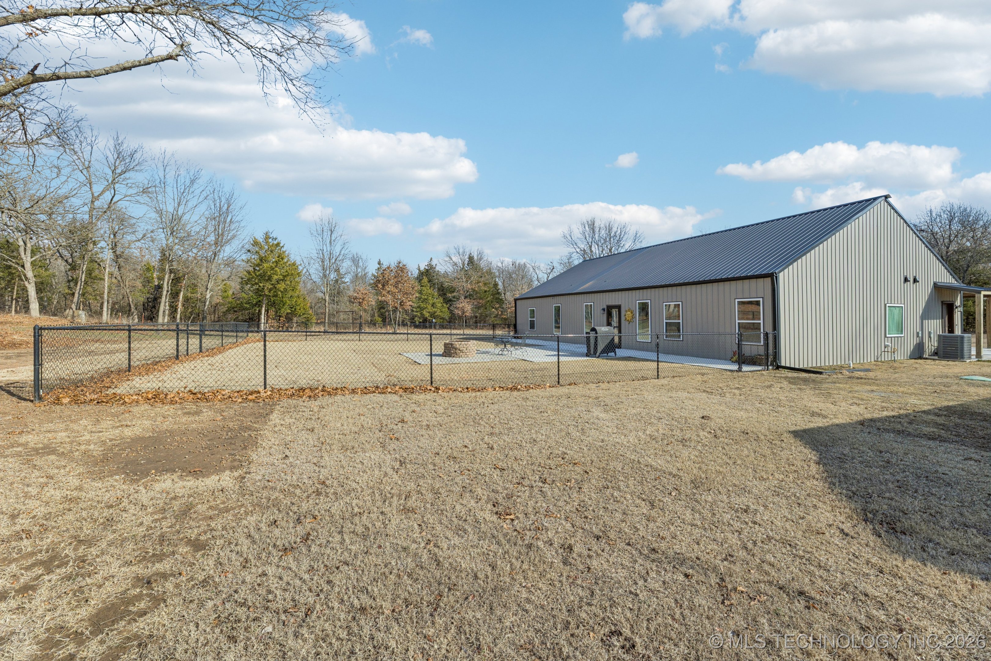 367315 E Country Club Boulevard Property Photo 6