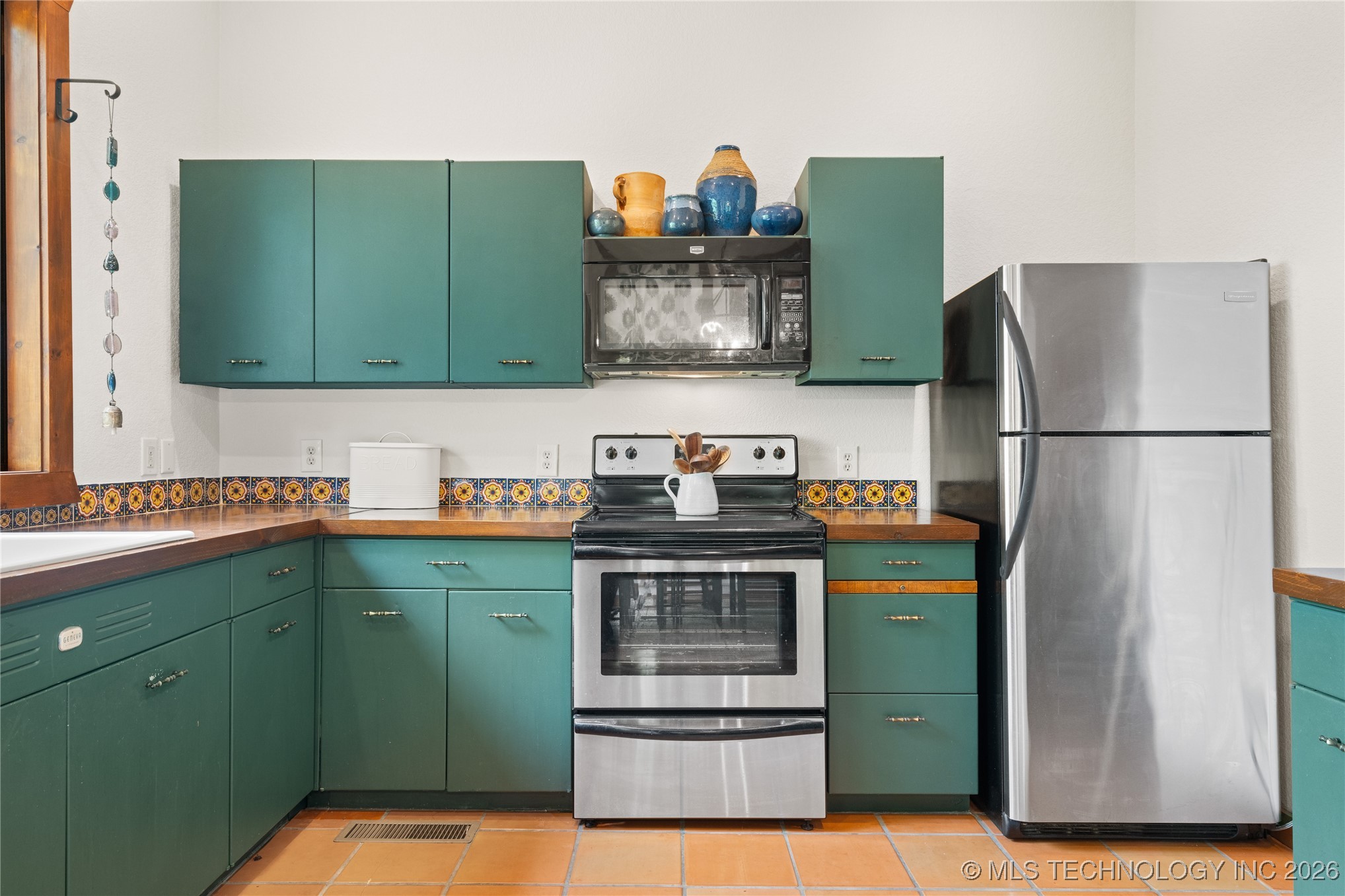 446159 E 958 Road Property Photo 18