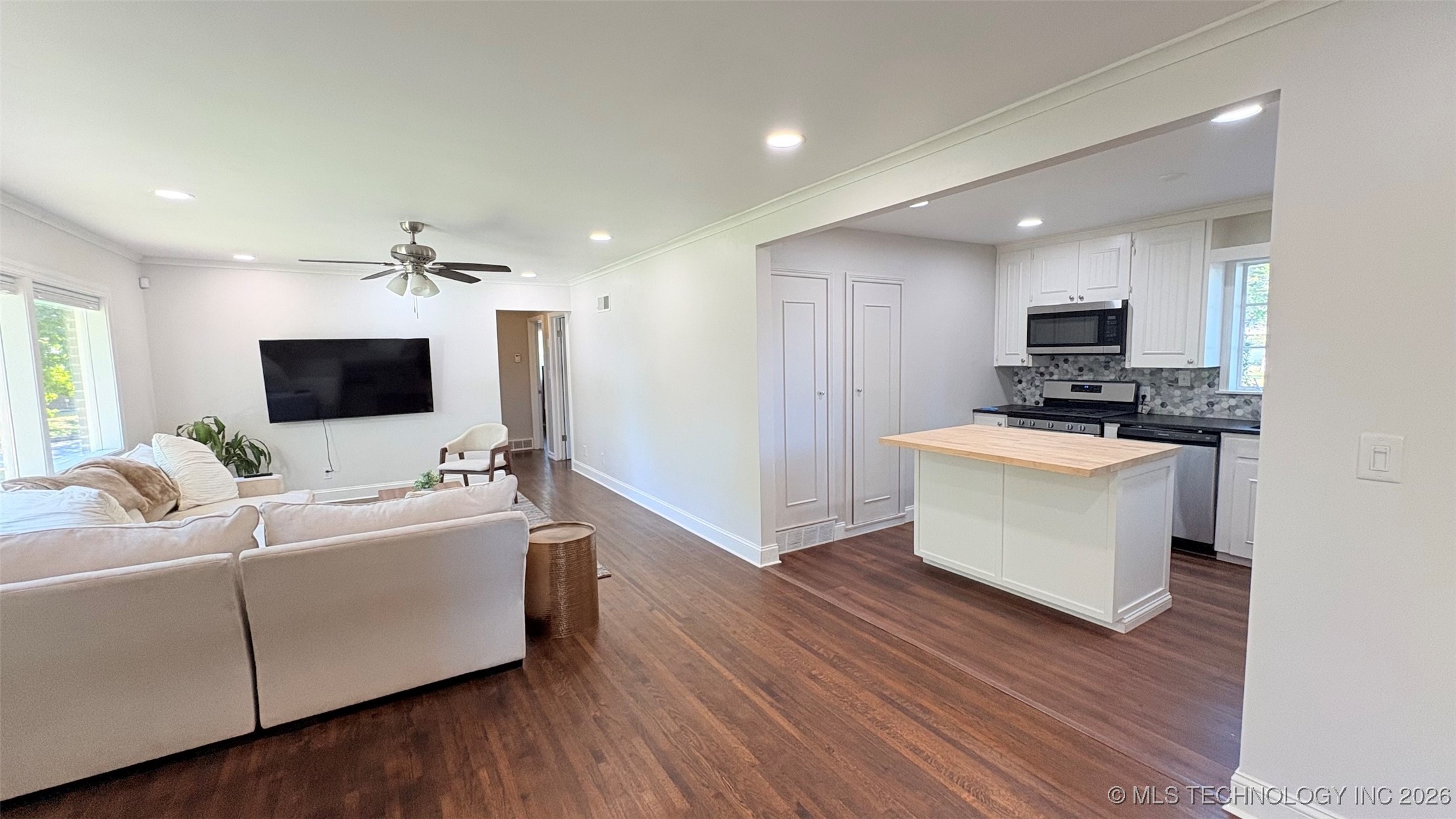 4824 S Owasso Avenue Property Photo 2