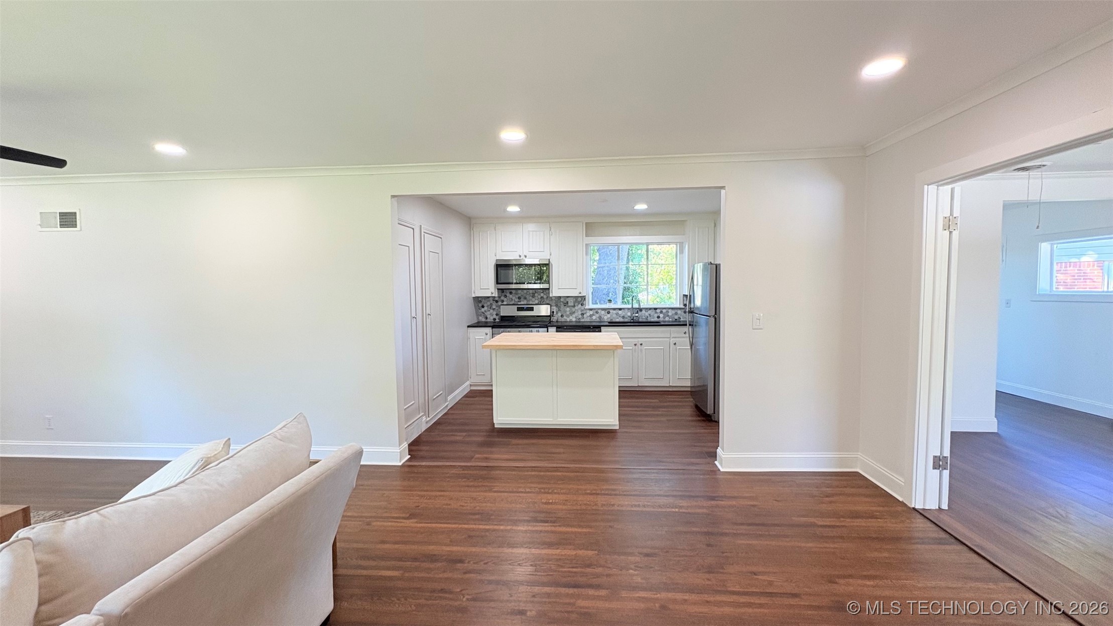 4824 S Owasso Avenue Property Photo 3