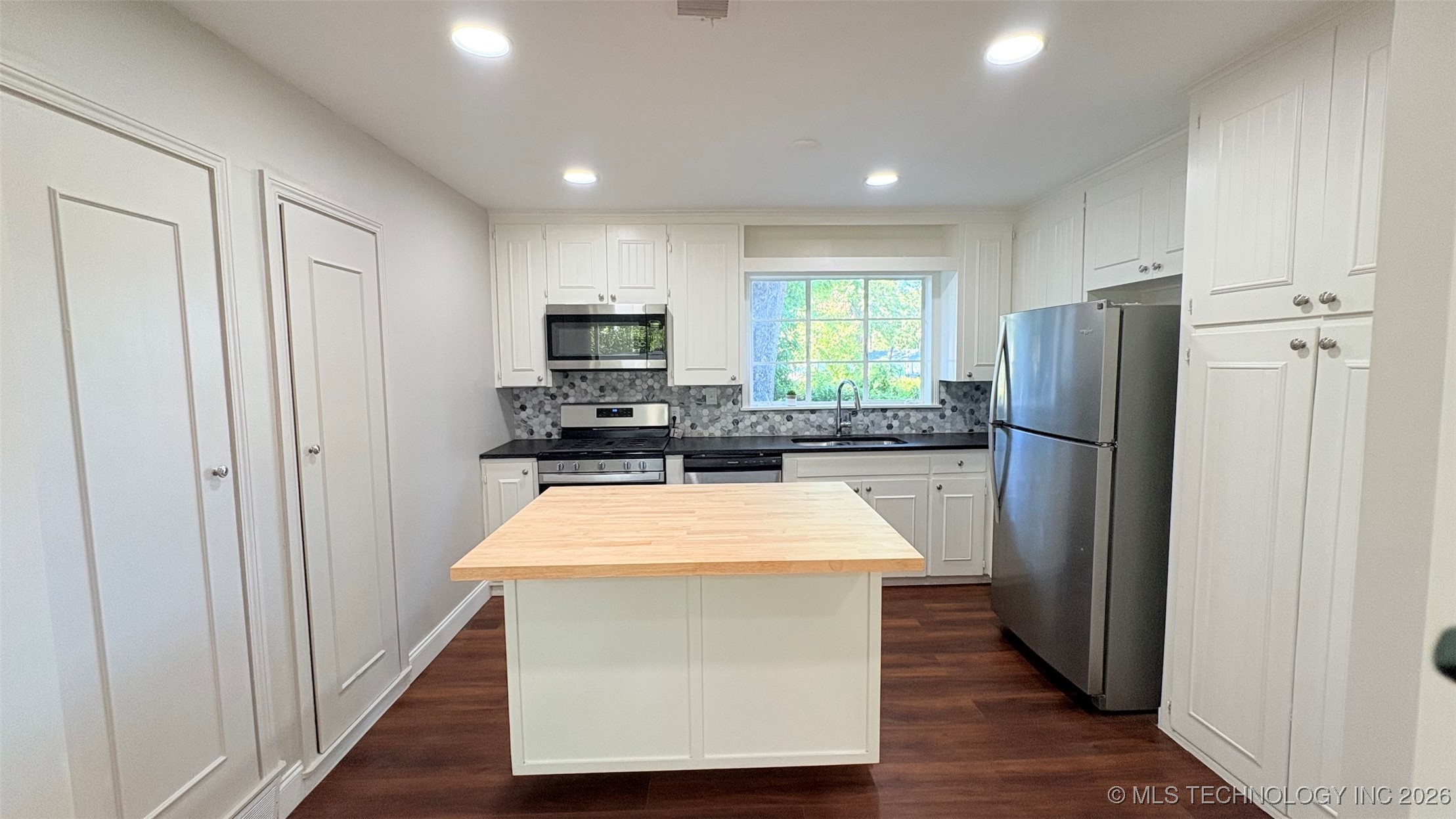 4824 S Owasso Avenue Property Photo 7