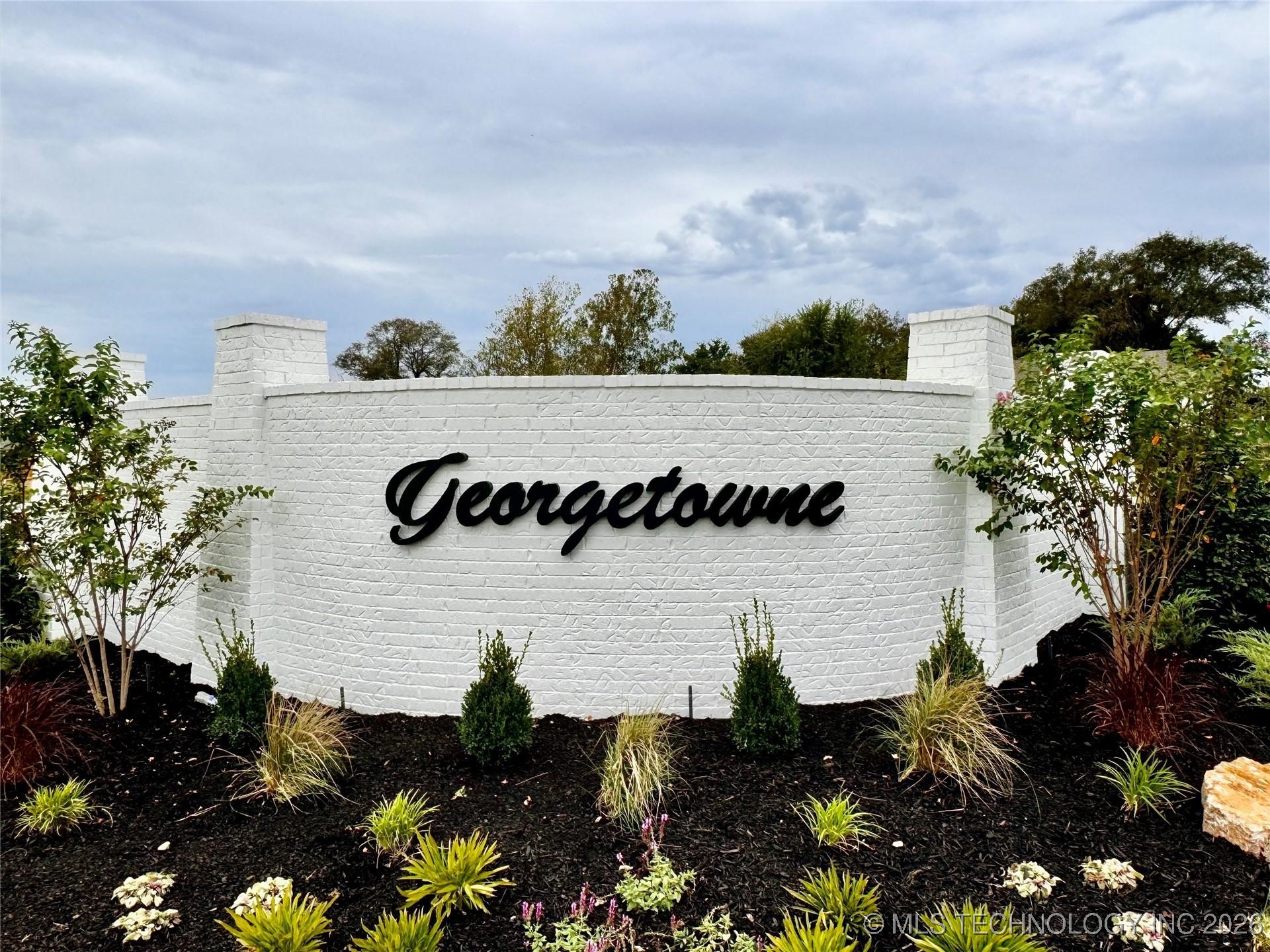 2517 W South Street Property Photo 3