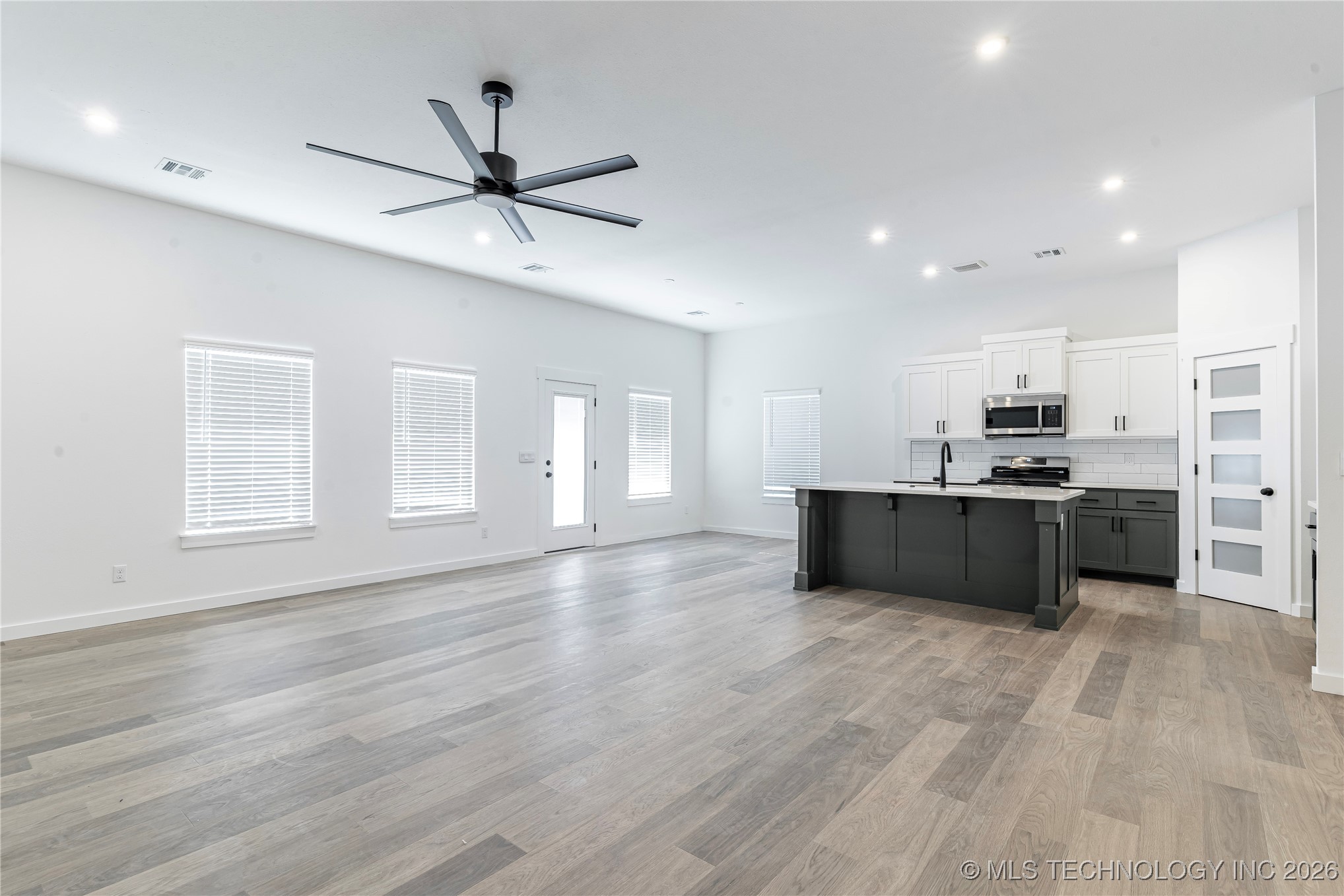 2517 W South Street Property Photo 13