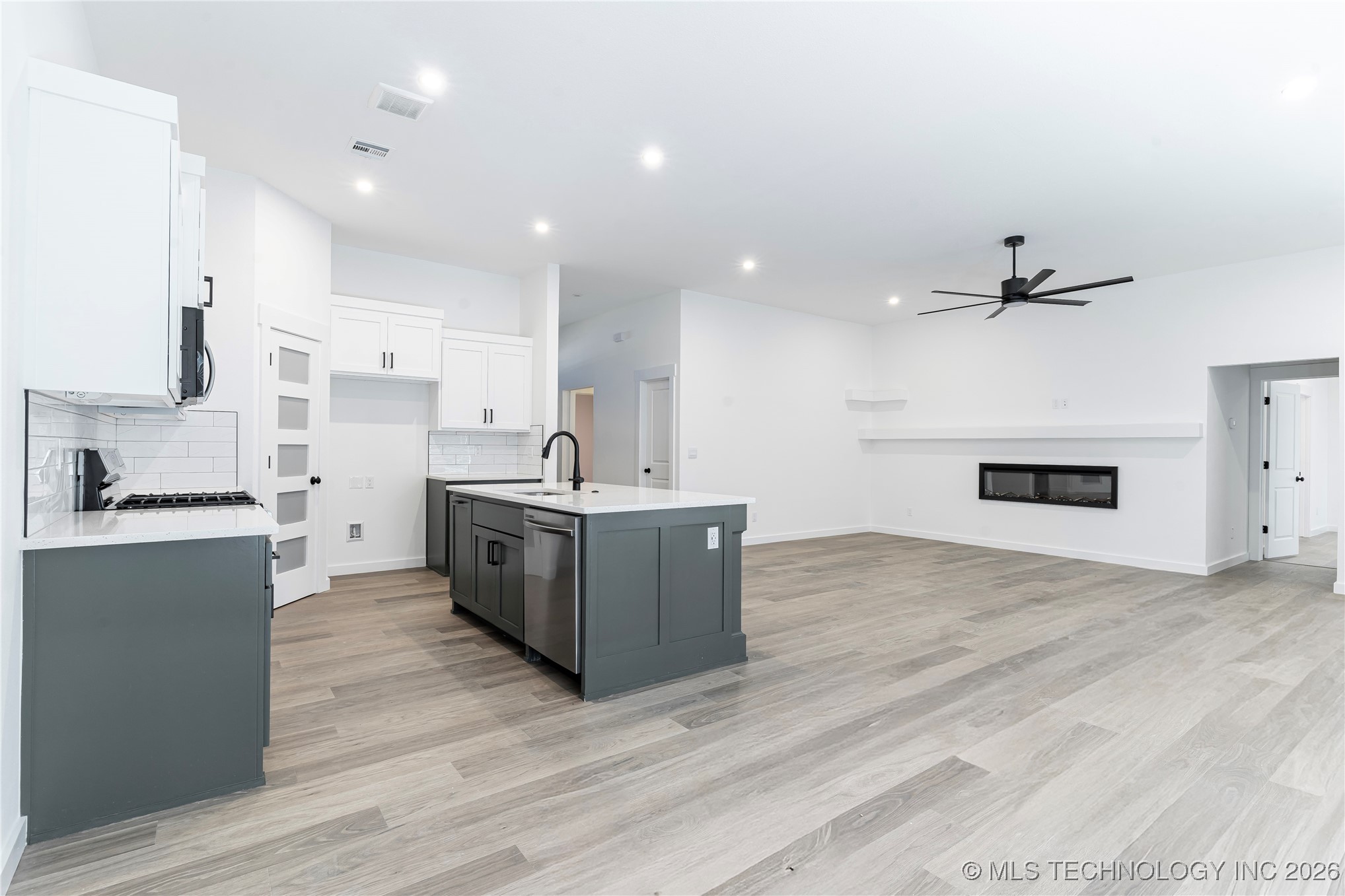 2517 W South Street Property Photo 16