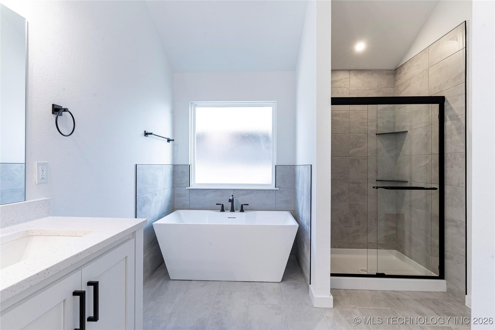 2517 W South Street Property Photo 20