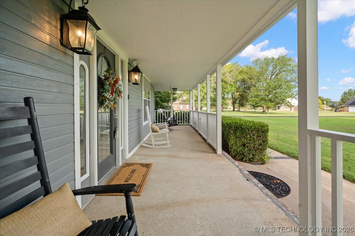 15412 E 78th Street N Property Photo 7