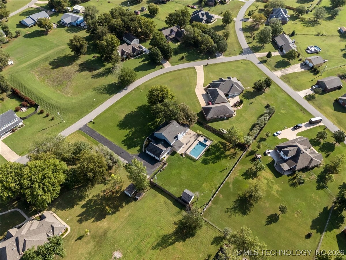 15412 E 78th Street N Property Photo 58