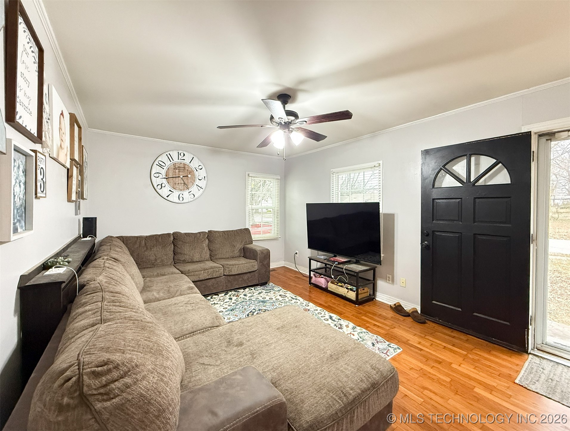 812 S Johnston Street Property Photo 2