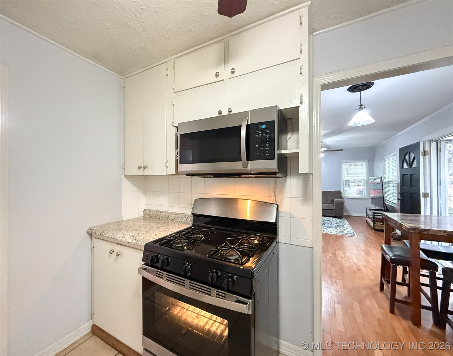 812 S Johnston Street Property Photo 15