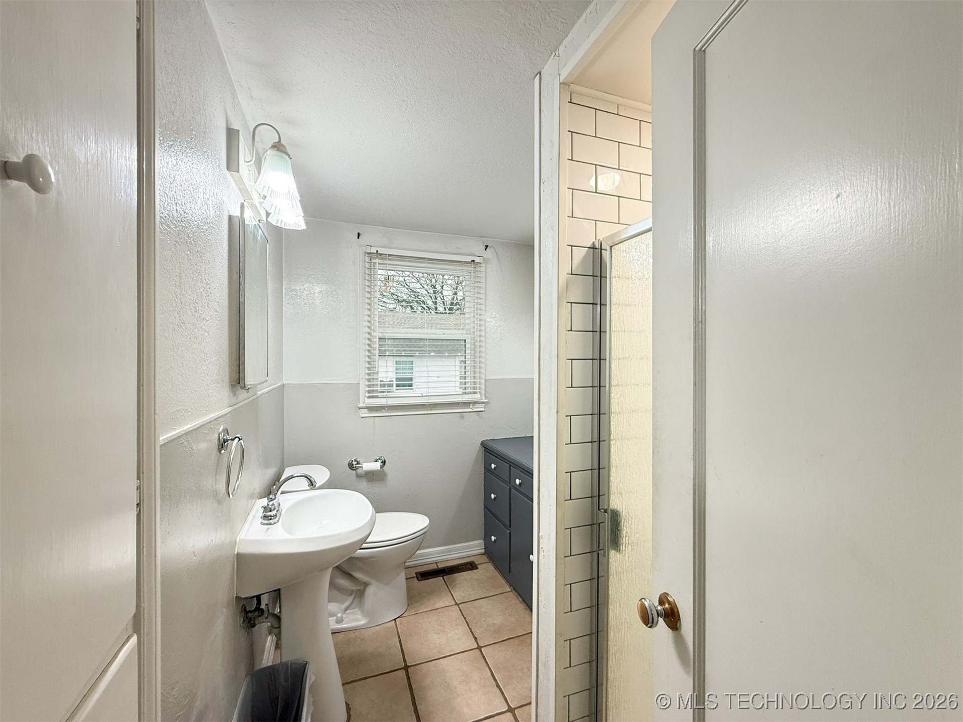 812 S Johnston Street Property Photo 26