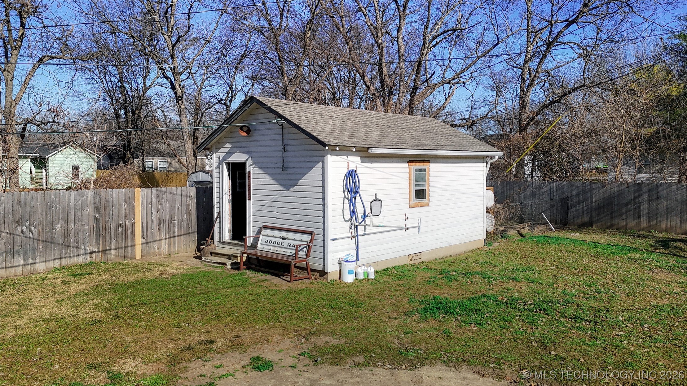 812 S Johnston Street Property Photo 32