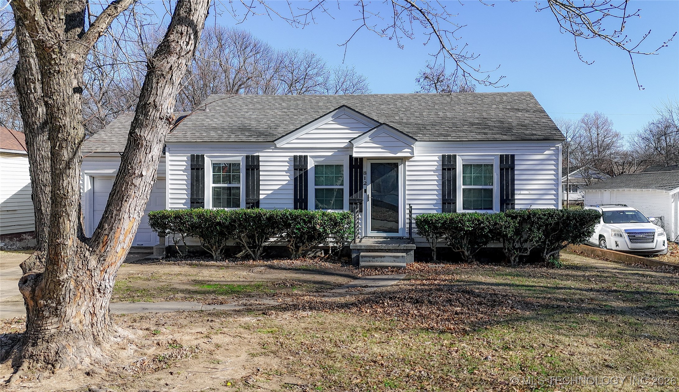 812 S Johnston Street Property Photo 46