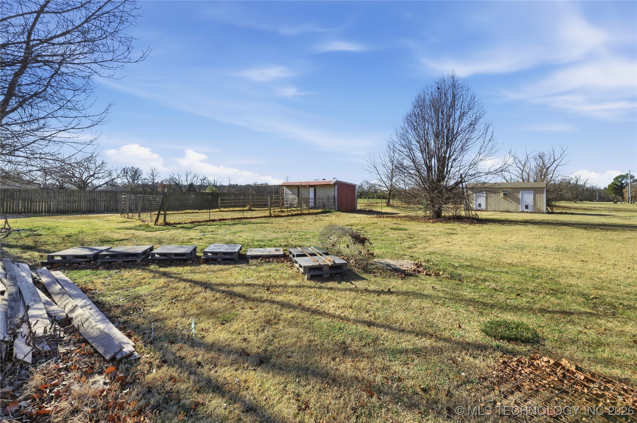 120 S Madison Avenue Property Photo 33