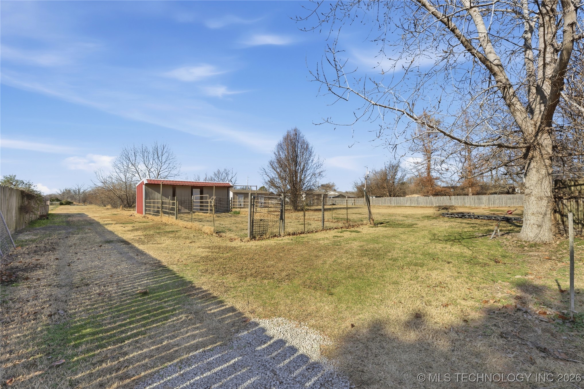 120 S Madison Avenue Property Photo 36