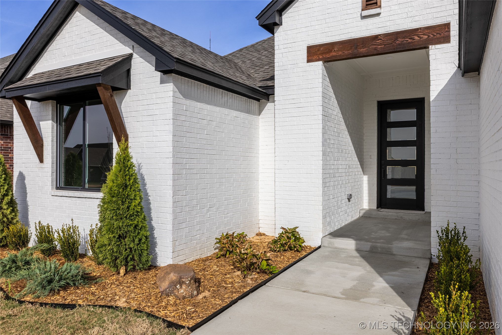 27909 E 107th Street S Property Photo 5