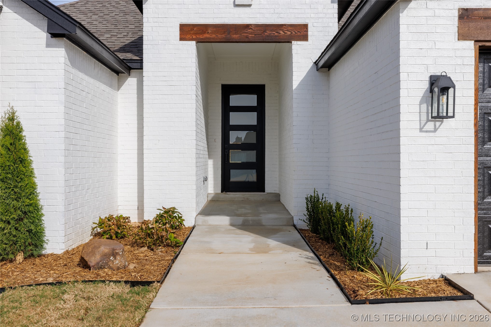 27909 E 107th Street S Property Photo 6