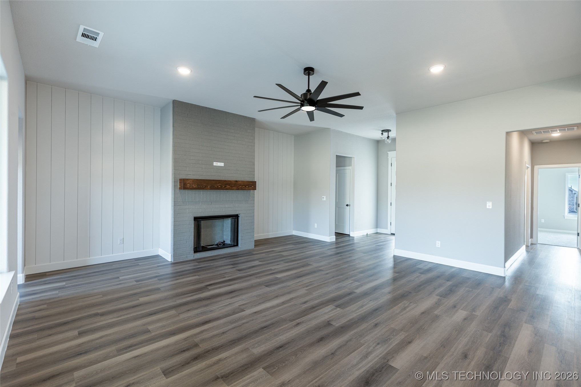 27909 E 107th Street S Property Photo 11