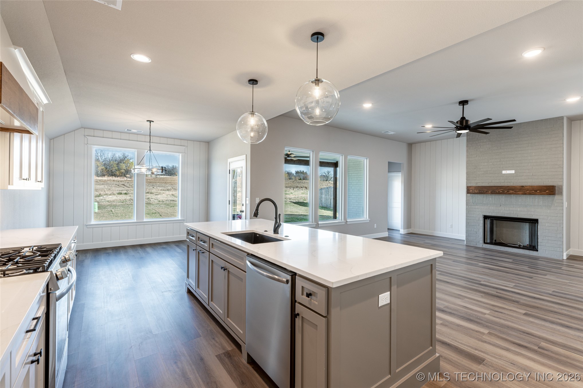 27909 E 107th Street S Property Photo 12