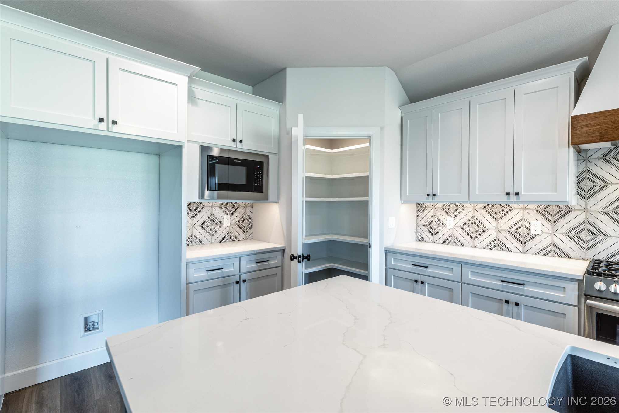 27909 E 107th Street S Property Photo 17