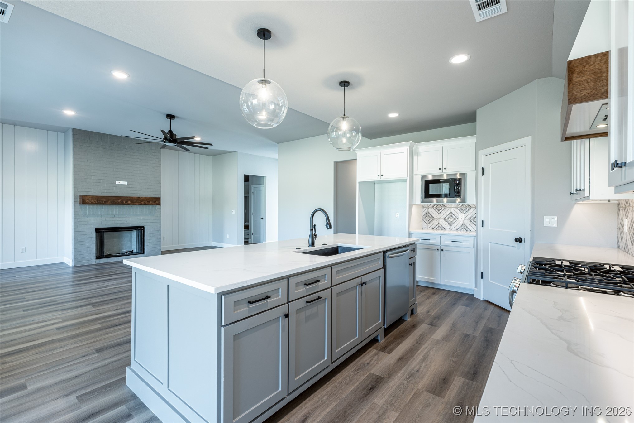 27909 E 107th Street S Property Photo 18