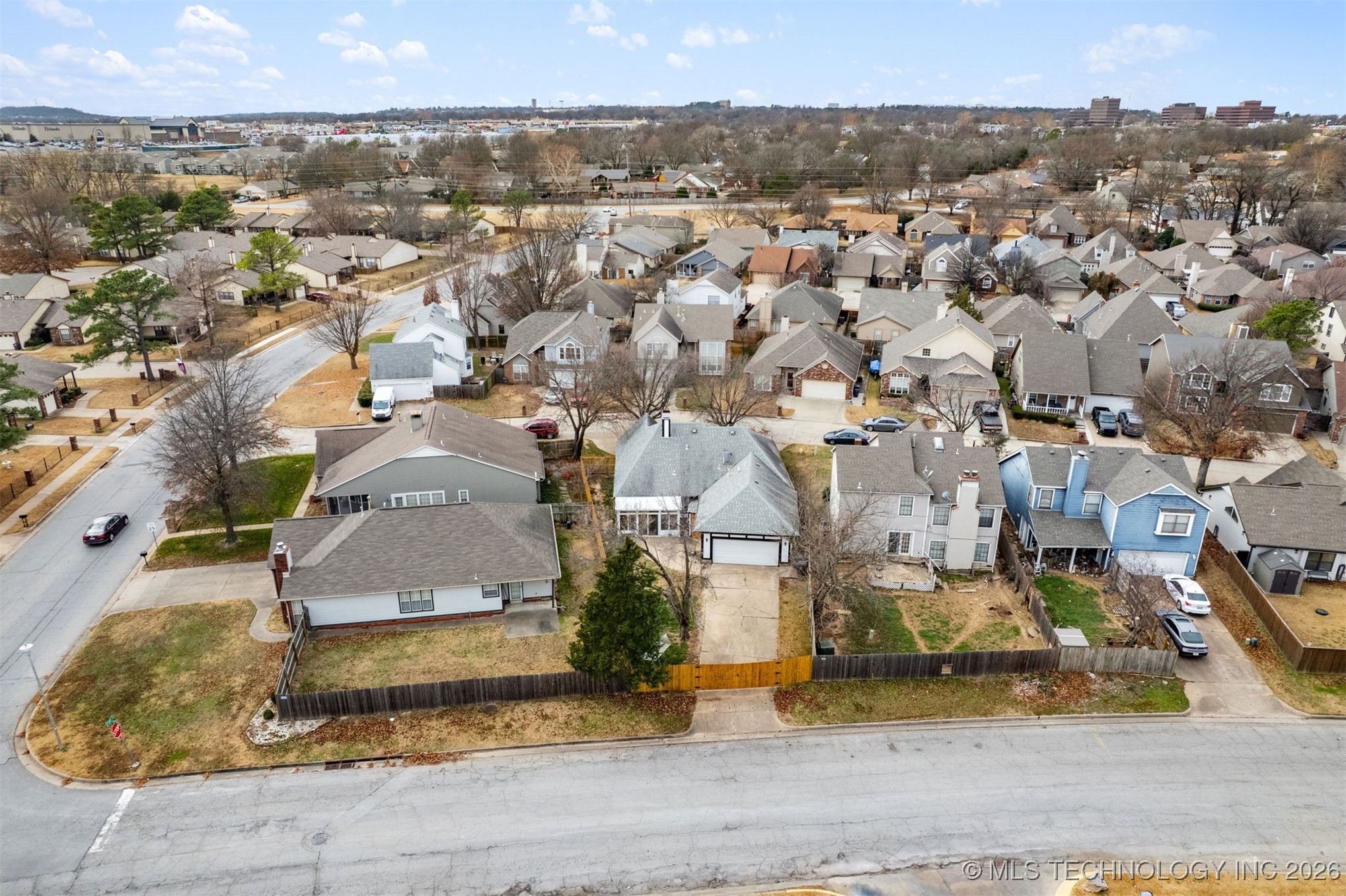 6331 S 90th East Court Property Photo 30