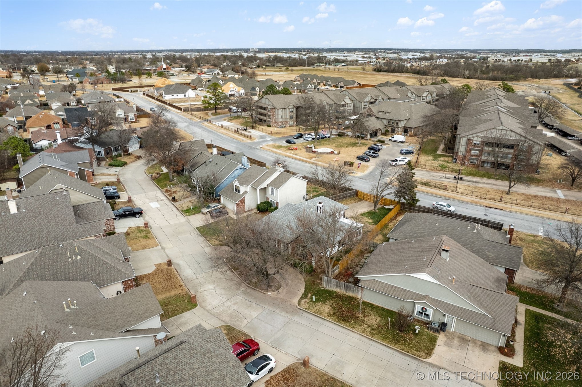6331 S 90th East Court Property Photo 32