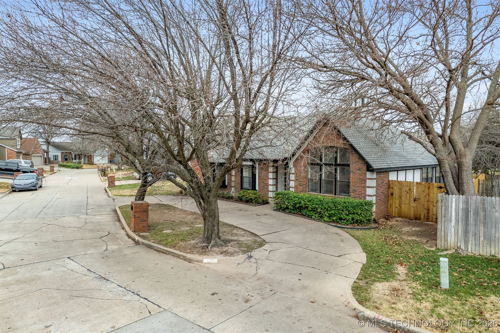 6331 S 90th East Court Property Photo 33